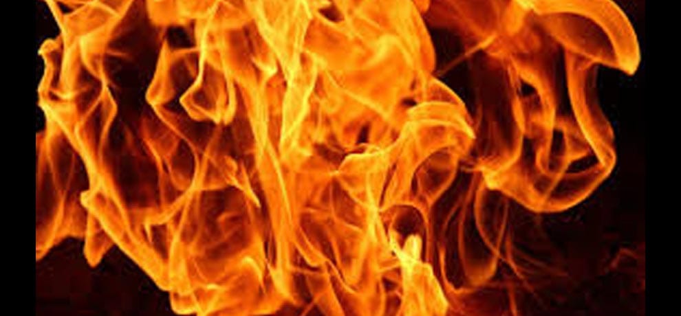 Fire after collision with pickup tractor, two live burnt