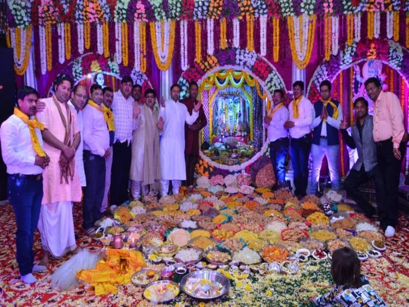 chhappan bhog in giriraj dham