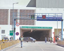 Ban on the petroleum tanker from tunnel