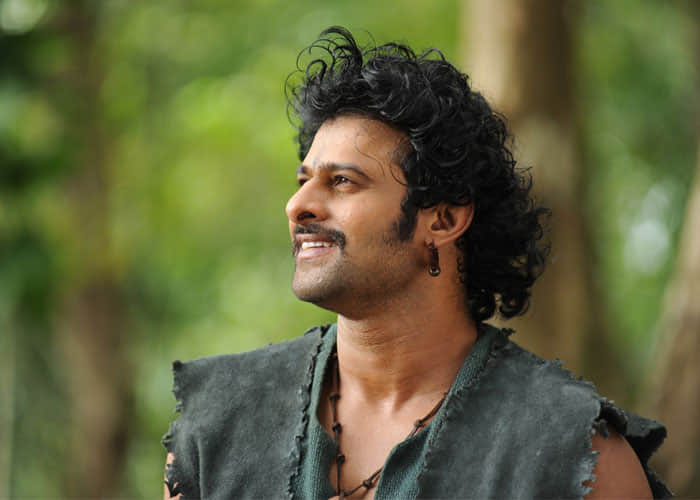 Prabhas's wedding fixed, to get married after 'Baahubali 2' release!