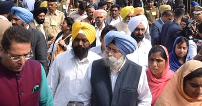 captain amrinder singh took charge of chief minister, aap alligation
