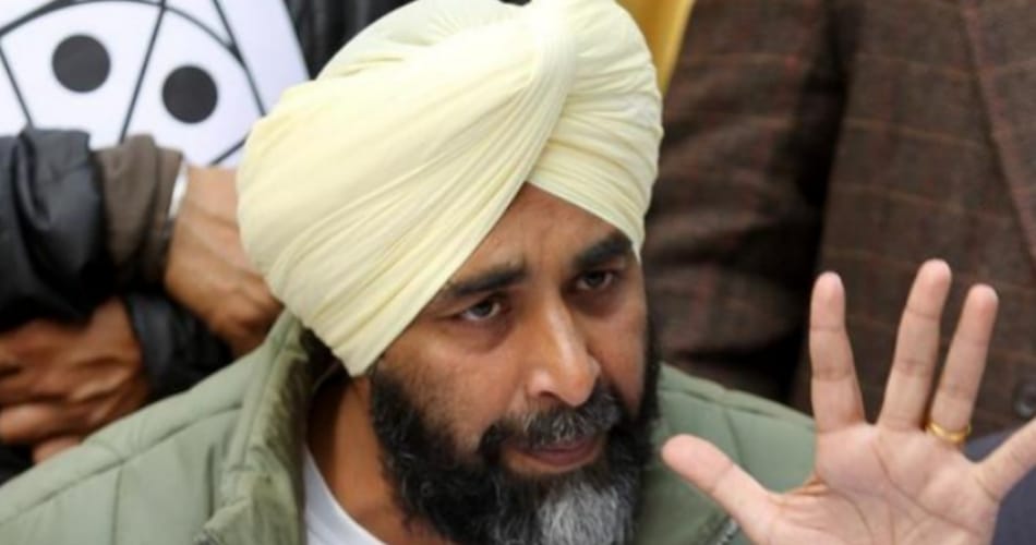 punjab chief minister amrinder singh, manpreet singh badal refused for security and govt vehicle