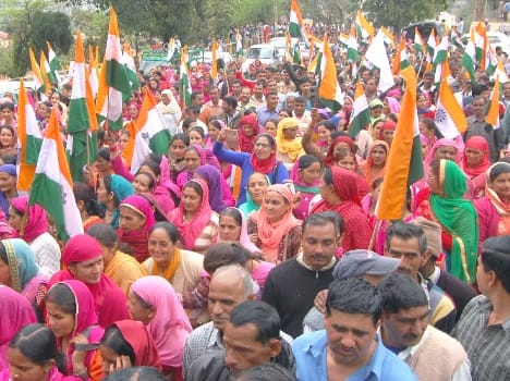 agitation by people in bilaspur, thousands came