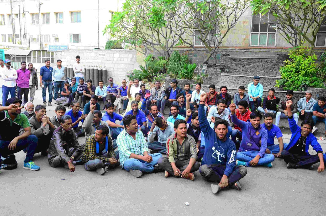 cleaners of sms hospital goes on strike in jaipur