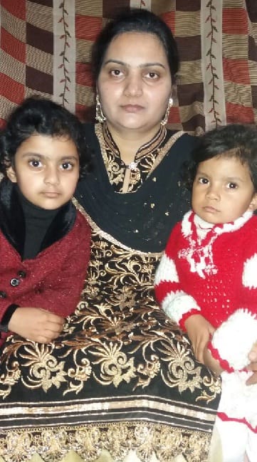 Muslim women ask for PM Modi on three divorce issues