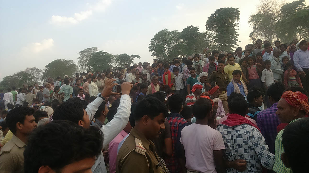 young girl dead body found in the field at sant kabir nagar
