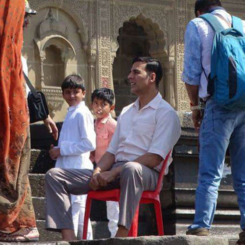 Akshay Kumar And Radhika Apte Shoots For A Song For Film Pad Man
