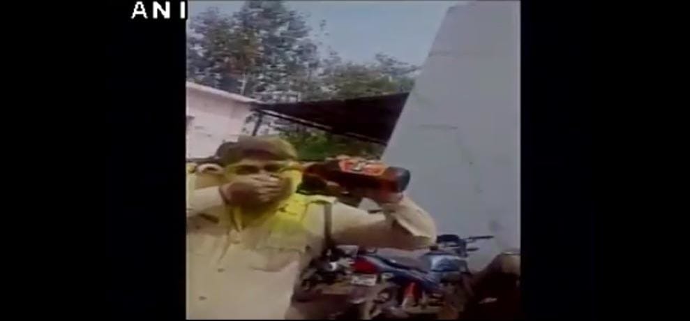 15 policemen suspended after liquor drink video got viral in gwalior
