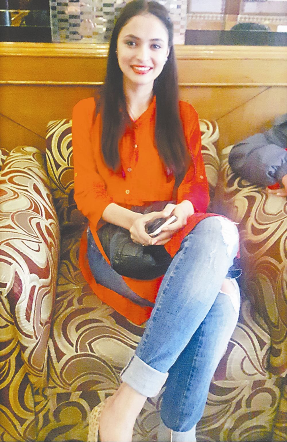 anukriti teaches slum children in indian and US