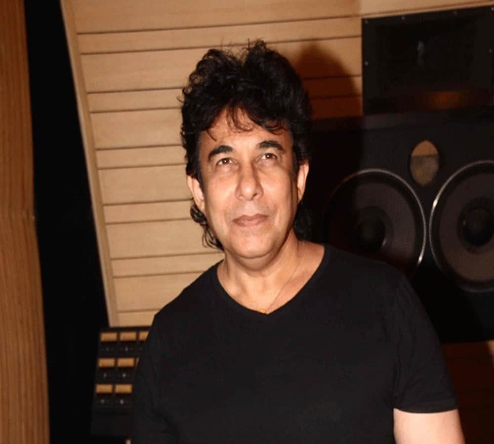 Deepak Tijori birthday special Actor-Director Deepak Tijori Interesting Facts On His Birthday