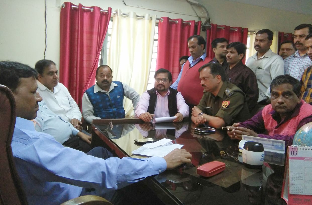 District Hospital staff on the arrest of MLC