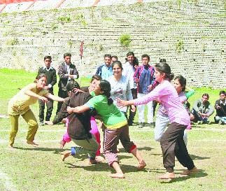 anita, yashpal winner in shotput game
