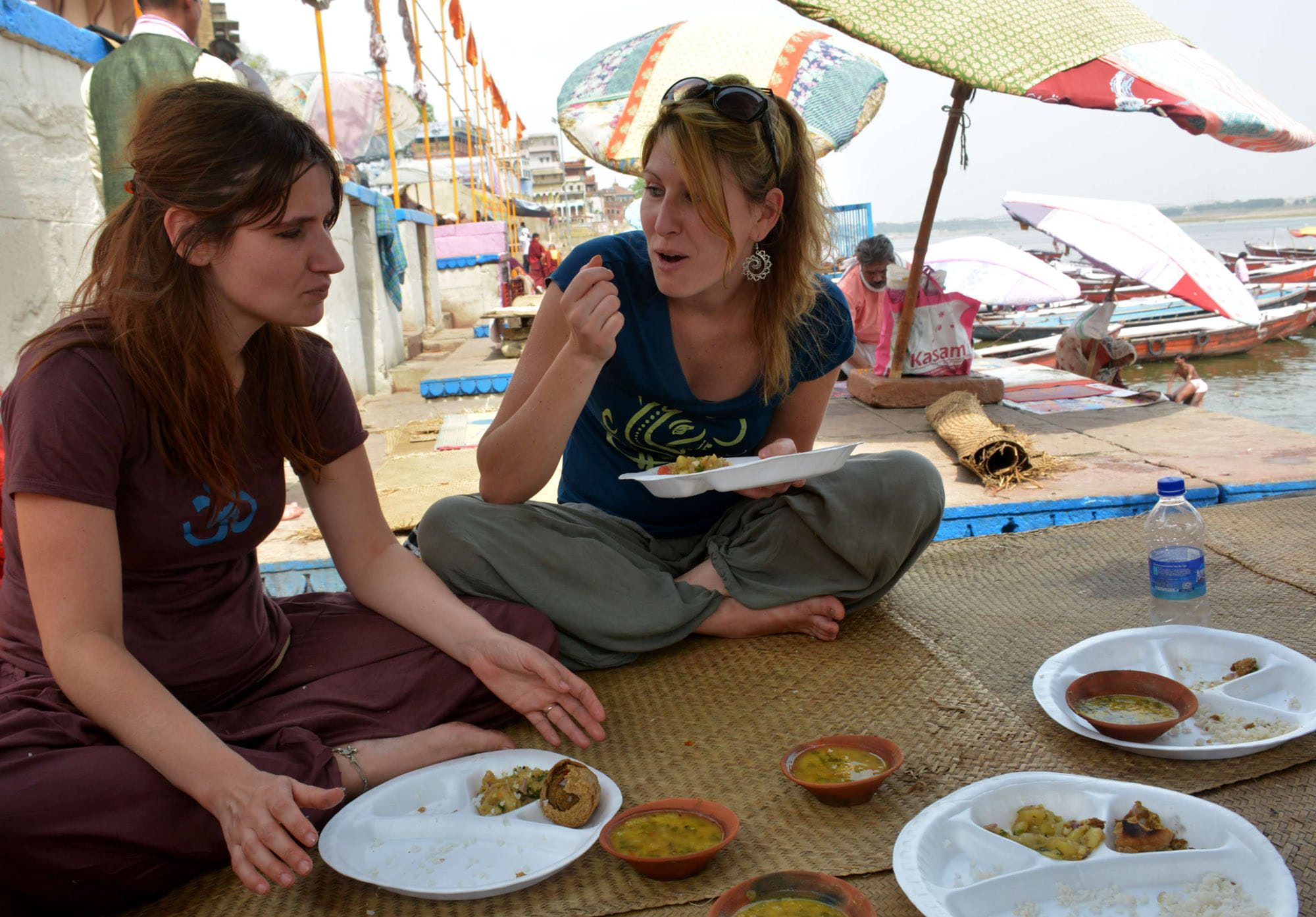 foreigner tourist taste varanasi favorite food,says this is amazing