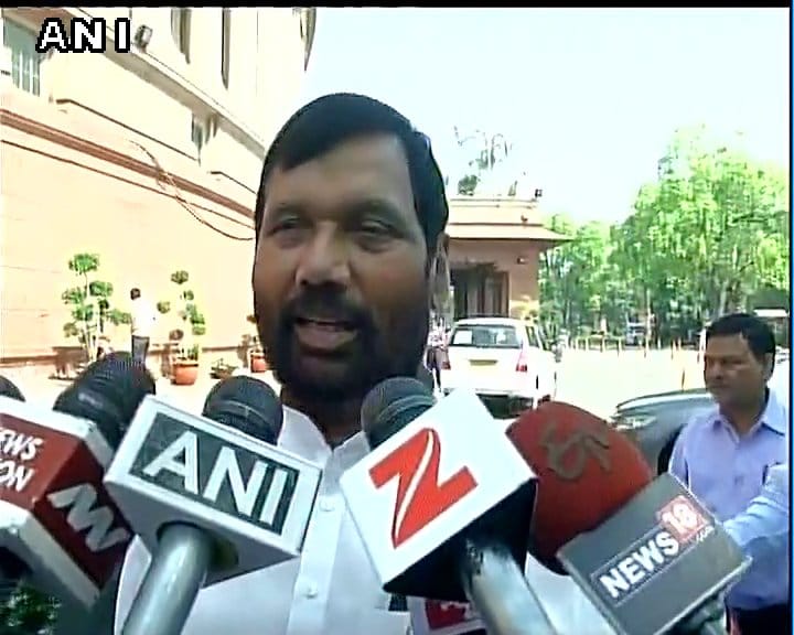 Paswan remark on possibility of grand alliance in 2019