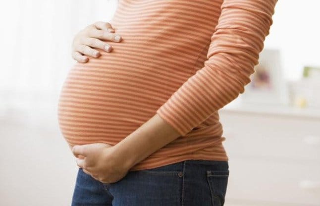 Strange Disease: Husband also starts pragnant accompanied by wife,know how to survive this disease 