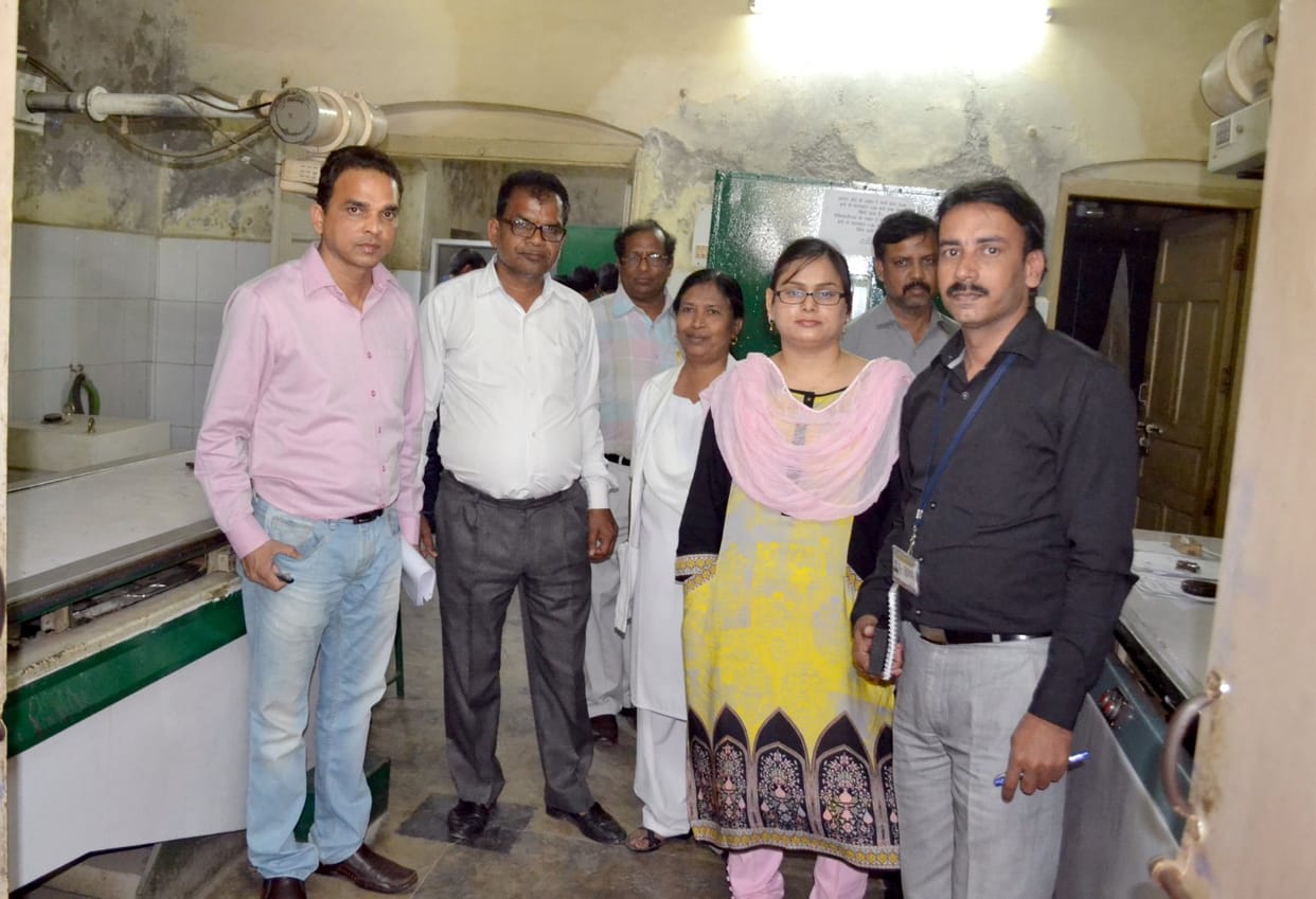 The Lucknow team has a district hospital Of the cleanliness system