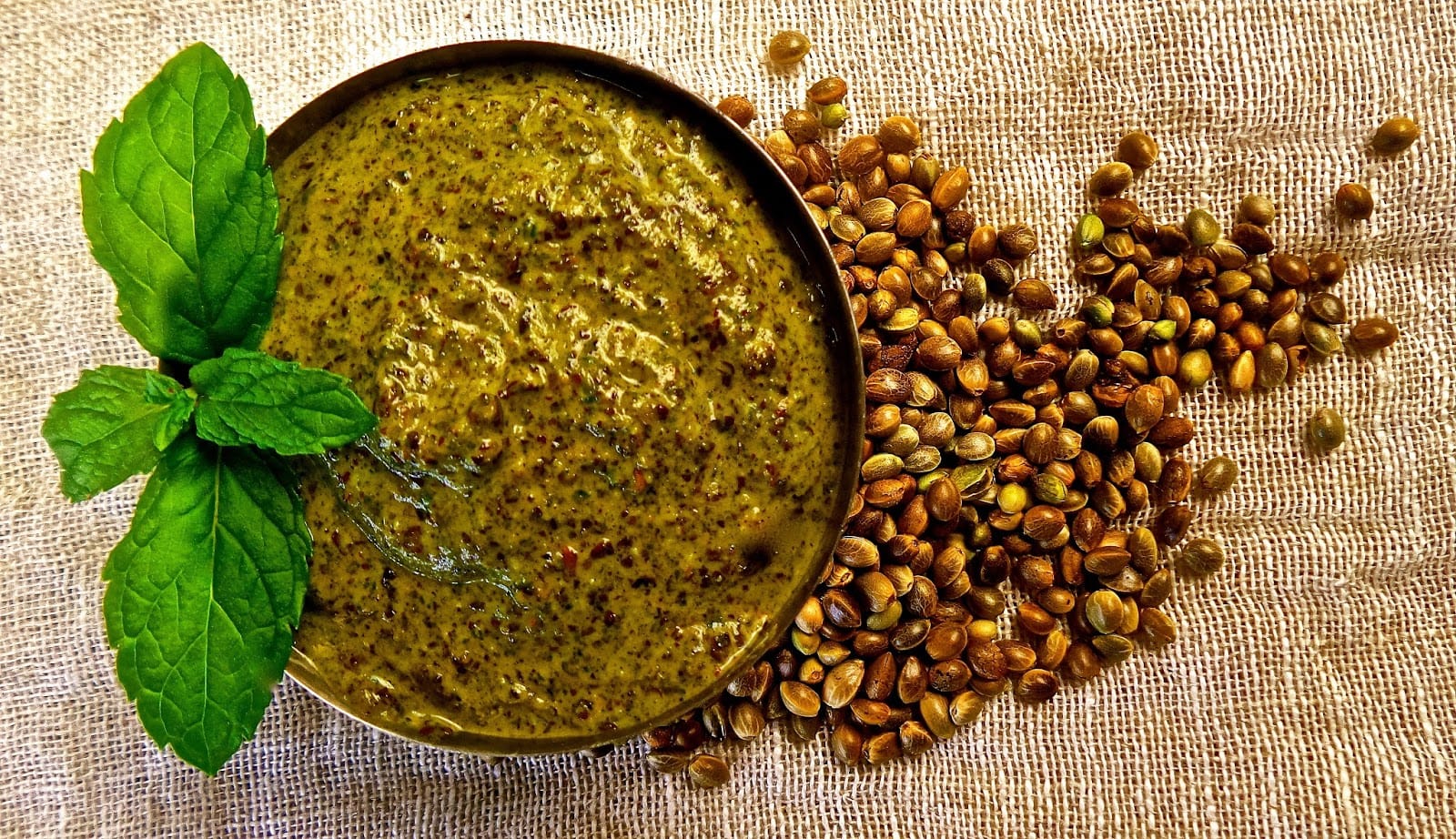 big medical achievement, researchers found treatment of cancer and mirgi in bhang