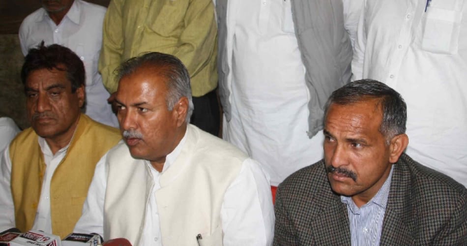Jat leaders postpone protest for 15 days after talks with Haryana CM