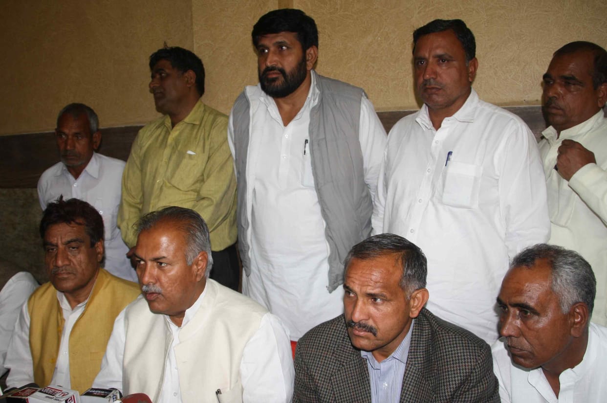 delhi meeting cancel, jat reservation movement continous
