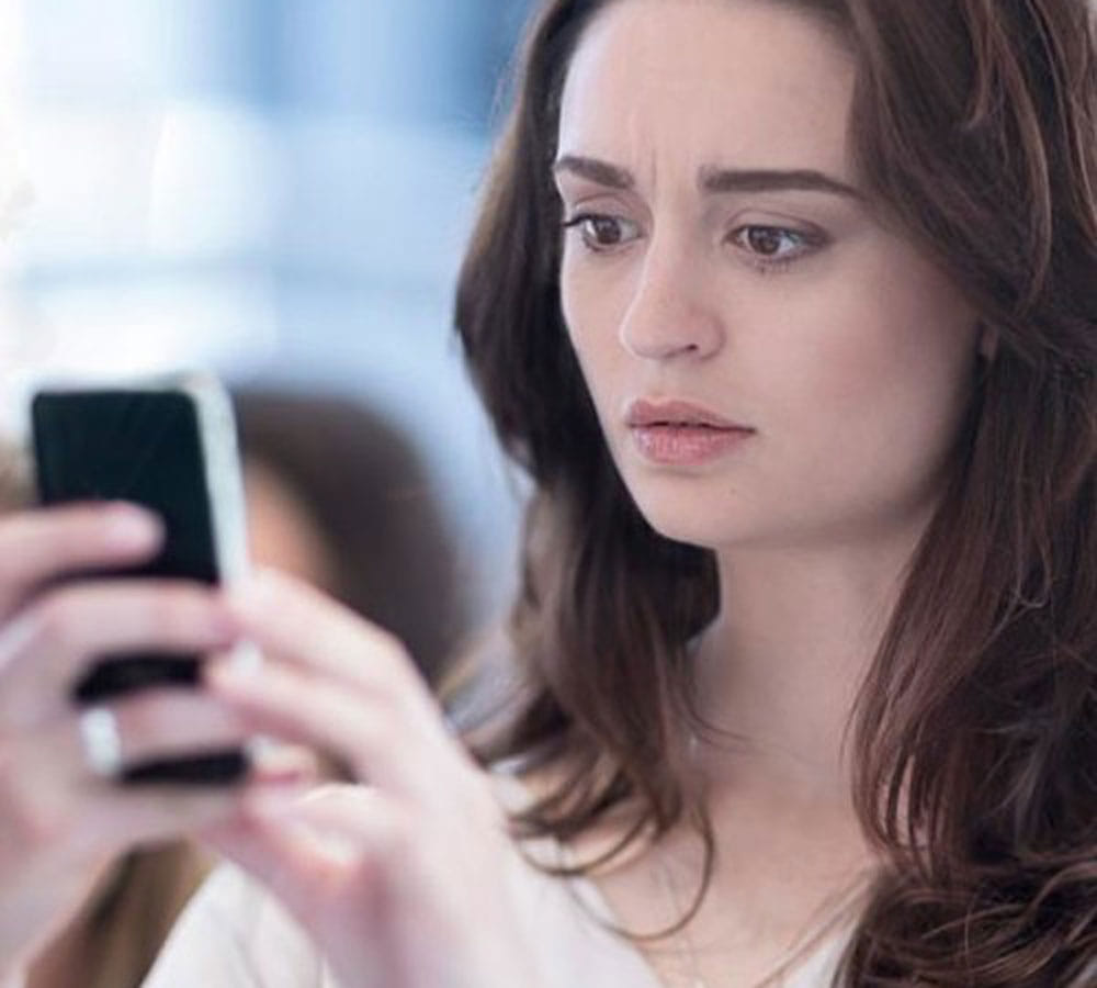  seven real Signs will tell you She Is Interested In You