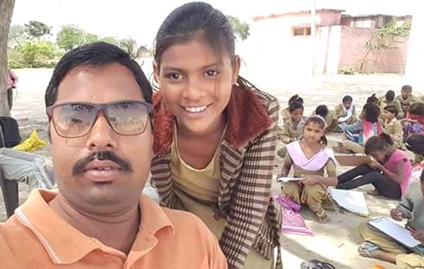 Father helpless: dream of master doing realization