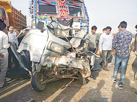 one person died in dumper car colision