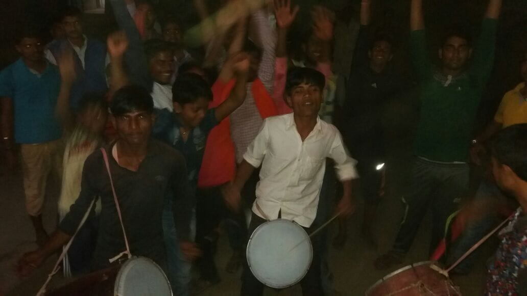 Yogi Adityanath will become chief minister, Vijay procession in the state, see photos