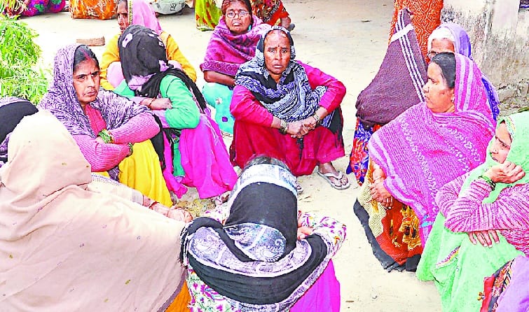 E-rickshaw driver killed