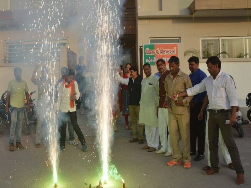 har har modi jai jai yogi in mathura