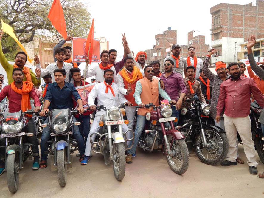 yogi became cm,the peole celebrating  