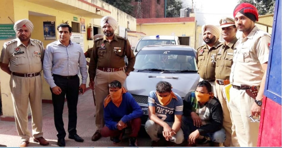 fake police posed criminal gang arrested by police 