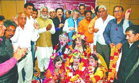 Holi celebration showing devotion Ras ki gung ki song ji music