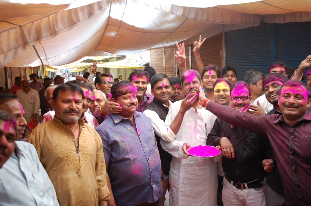 Holi forbidden by grocery and grain traders