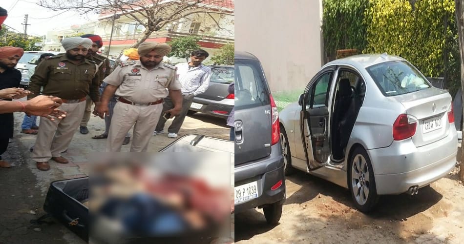 Dead body found from car in mohali