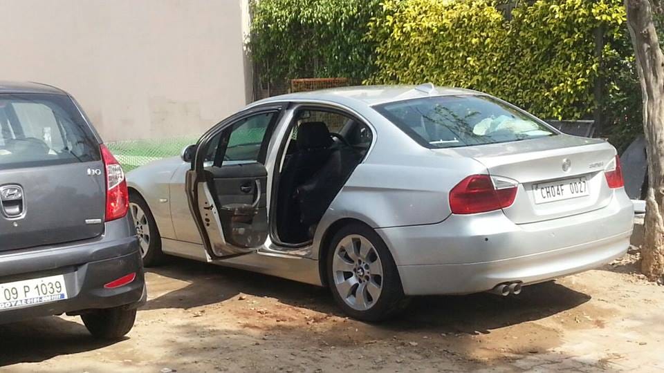 Dead body found from a suitcase in a car, mohali news