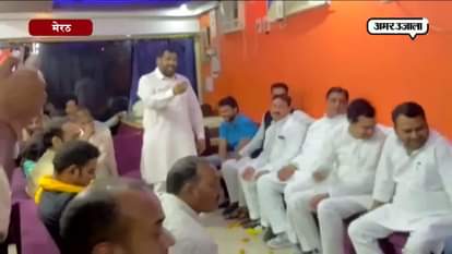 District panchayat members meet on the motion of no confidence