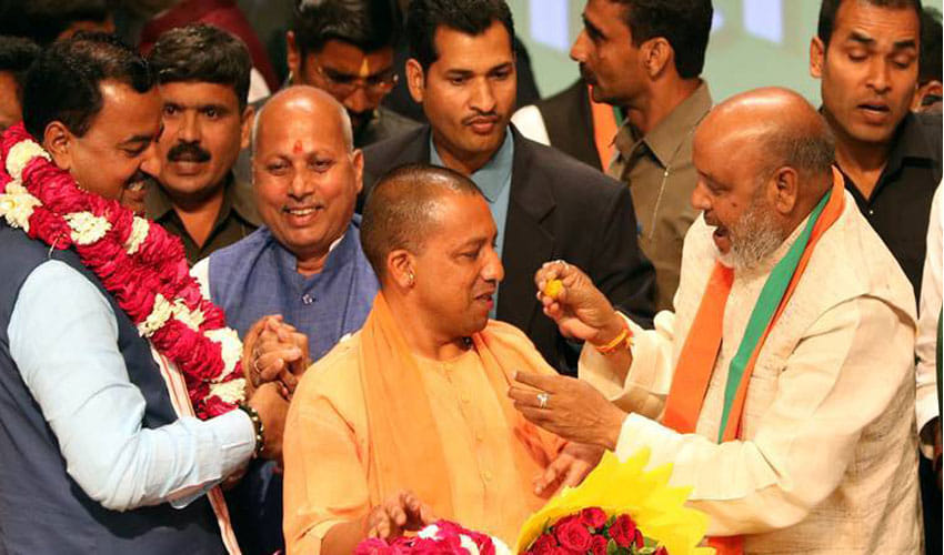By adopting these 5 habits of Yogi Adityanath you can be successful