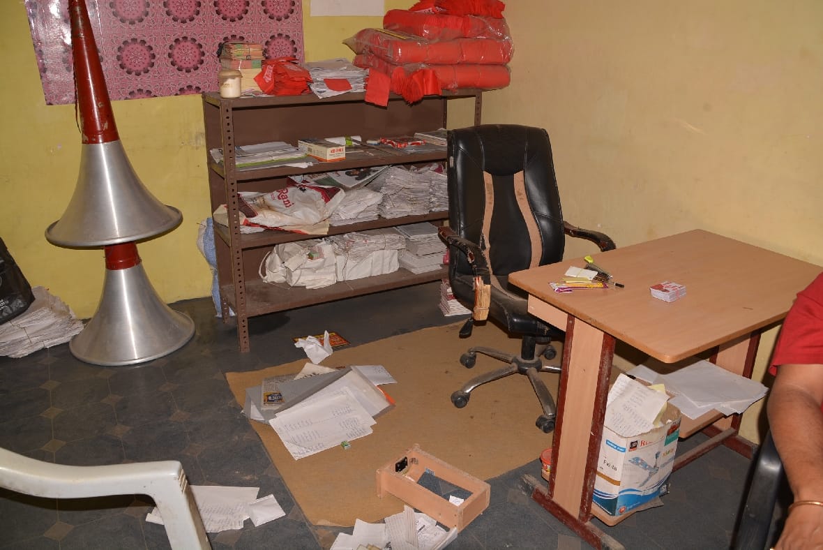 Thieves run in the municipal market