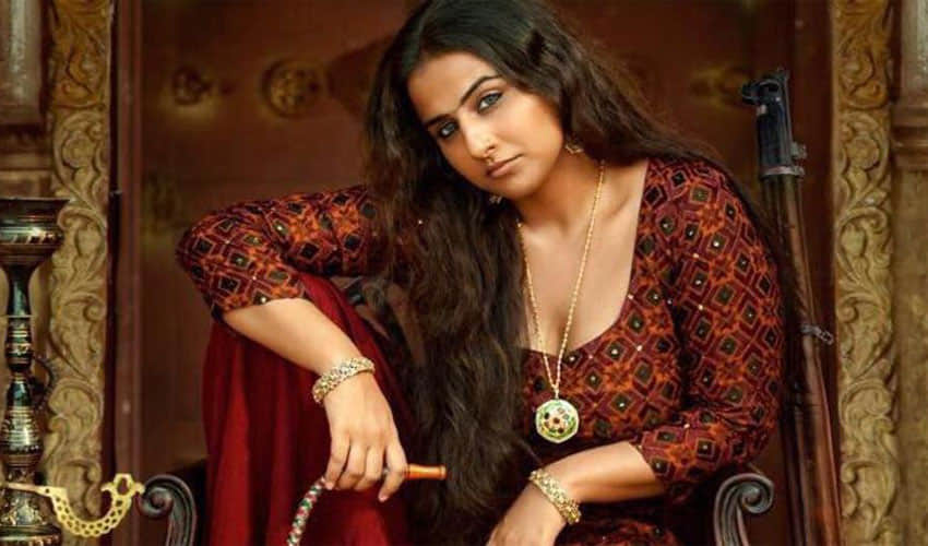 Man Crossed The Line Of Decency With Vidya Balan In Siddhivinayak Temple