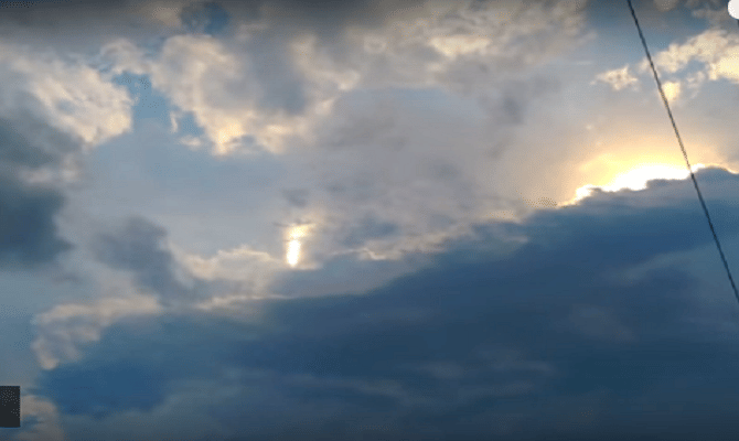 Mysterious Dancing Lights Caught On Cam