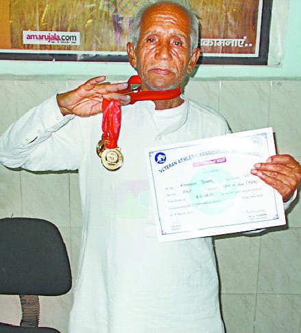 Former teacher returned after winning three gold medals