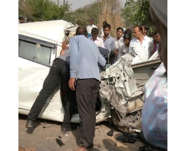 assistant professor died in an accident in Lucknow.