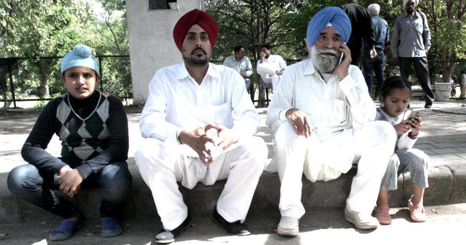 Akam family members meet captain amarinder singh