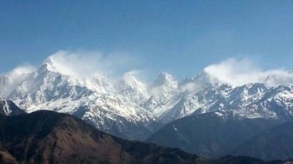 Himalaya Day 2023: हिमालय क्षेत्र की सेहत बिगाड़ रहा प्लास्टिक का कचरा, सरकार और कोर्ट की सख्ती का असर नहीं Himalaya Day 2023 Plastic waste spoiling the health of the Himalayan region