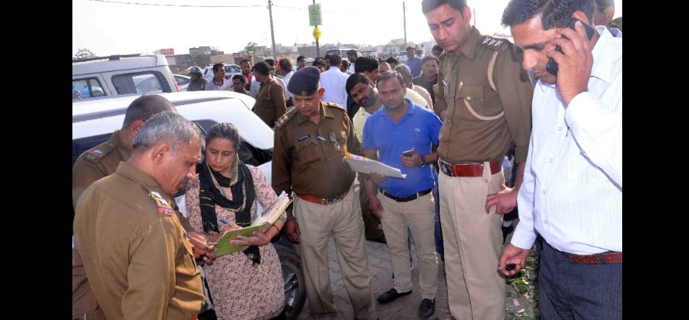 Property dealer shot dead, dead body found in car 