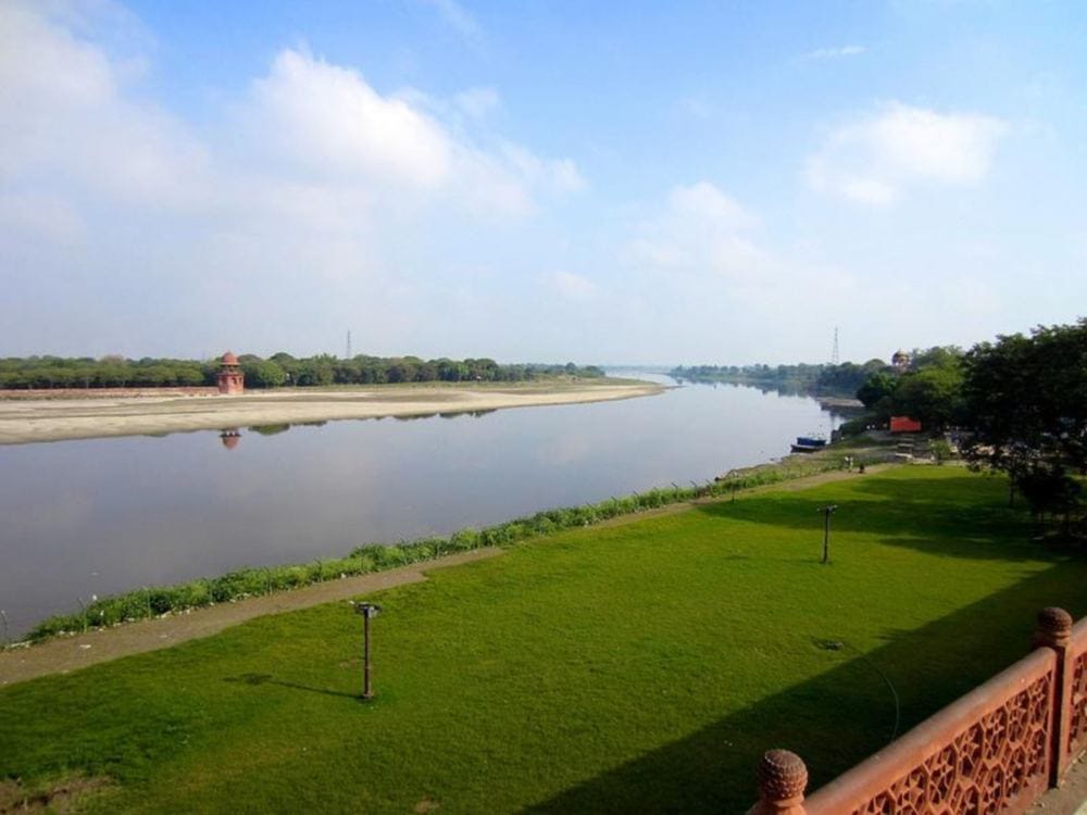 Teenager dies due to drowning  