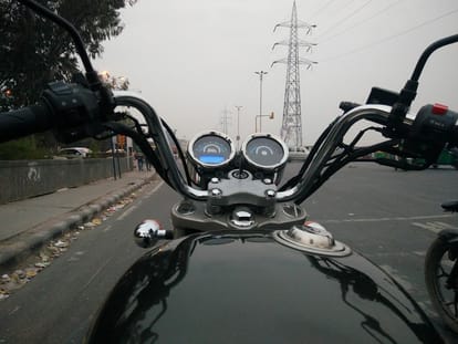 Read the review of Royal Enfield Thunder Bird 500