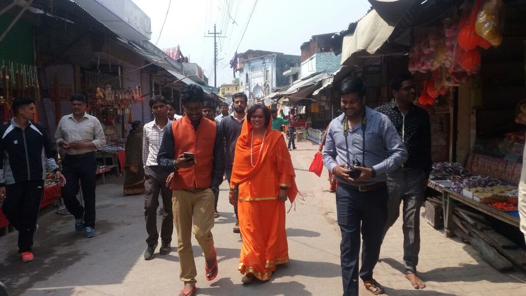 sadhvi prachi speaks against mayawati