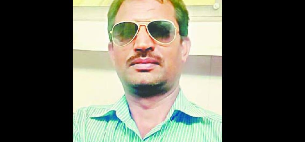 Jumped in front of Metro train, painful story narrated in Suicide Note