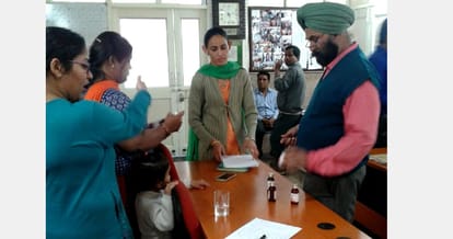 Piece of glass found in children's drinking syrup, panchkula news